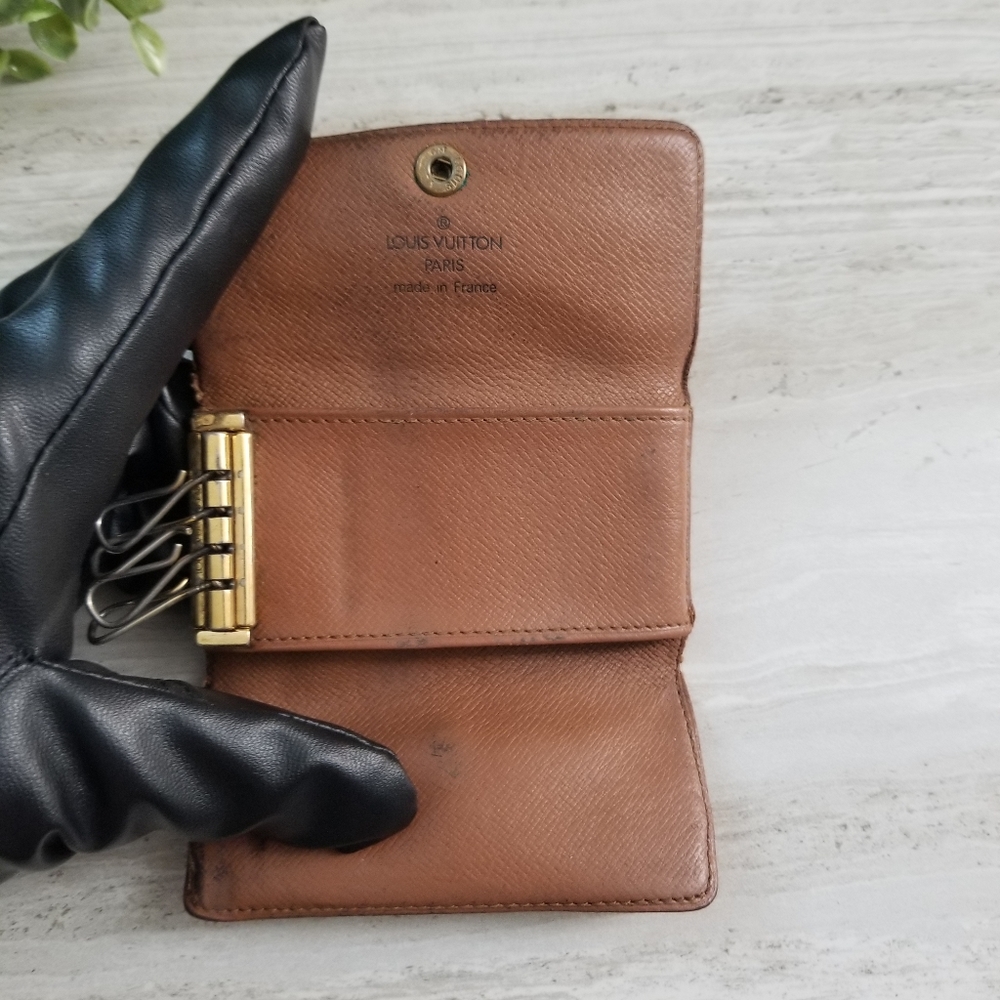 Louis Vuitton Key holder - Picture 2 of 16
